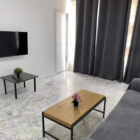 Boutique Living Soho *