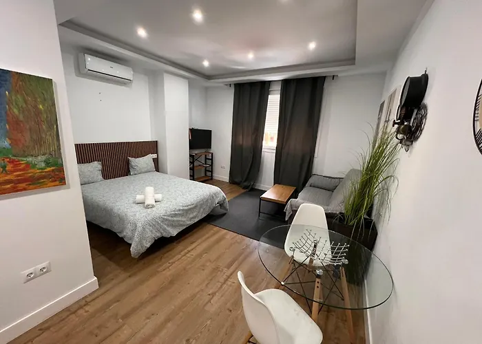 Boutique Living Soho * مالقة